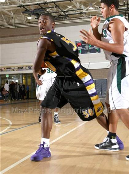 Thumbnail 1 in Twentynine Palms vs. Durango (MLK Hoops Shootout) photogallery.