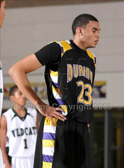 Thumbnail 2 in Twentynine Palms vs. Durango (MLK Hoops Shootout) photogallery.
