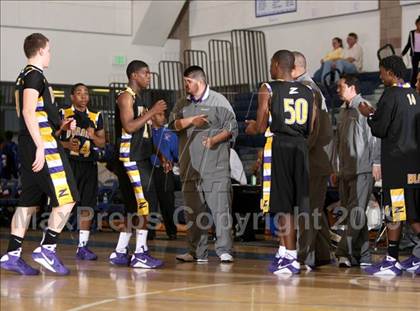 Thumbnail 2 in Twentynine Palms vs. Durango (MLK Hoops Shootout) photogallery.