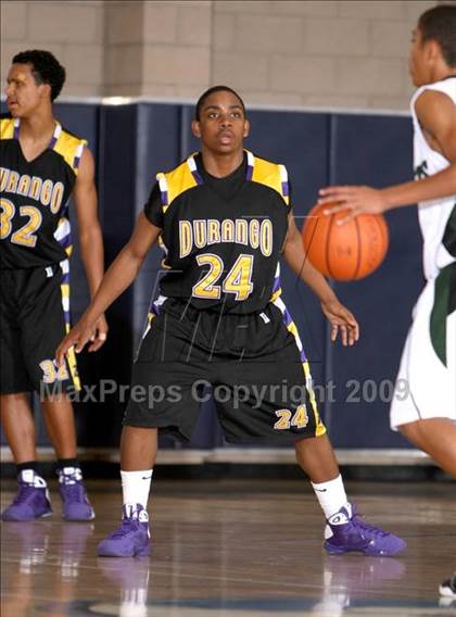 Thumbnail 2 in Twentynine Palms vs. Durango (MLK Hoops Shootout) photogallery.