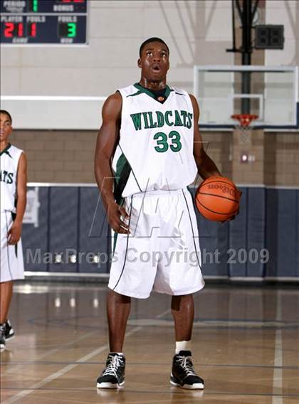 Thumbnail 3 in Twentynine Palms vs. Durango (MLK Hoops Shootout) photogallery.