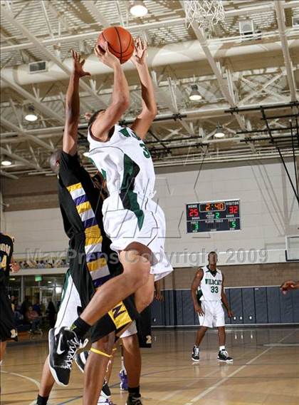 Thumbnail 1 in Twentynine Palms vs. Durango (MLK Hoops Shootout) photogallery.