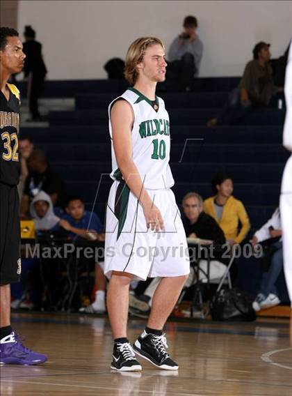 Thumbnail 2 in Twentynine Palms vs. Durango (MLK Hoops Shootout) photogallery.