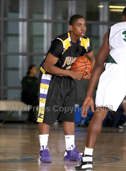 Thumbnail 1 in Twentynine Palms vs. Durango (MLK Hoops Shootout) photogallery.