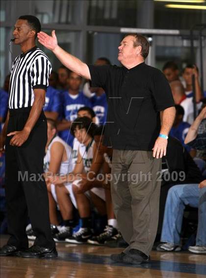 Thumbnail 1 in Twentynine Palms vs. Durango (MLK Hoops Shootout) photogallery.