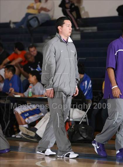 Thumbnail 2 in Twentynine Palms vs. Durango (MLK Hoops Shootout) photogallery.