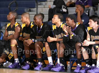 Thumbnail 2 in Twentynine Palms vs. Durango (MLK Hoops Shootout) photogallery.