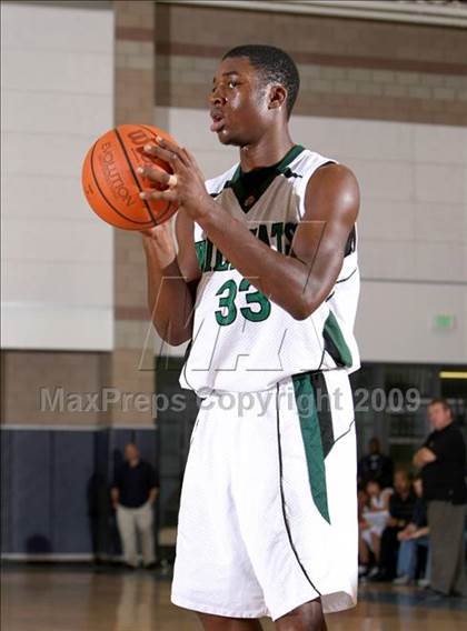 Thumbnail 3 in Twentynine Palms vs. Durango (MLK Hoops Shootout) photogallery.