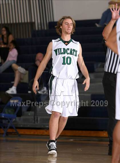 Thumbnail 1 in Twentynine Palms vs. Durango (MLK Hoops Shootout) photogallery.