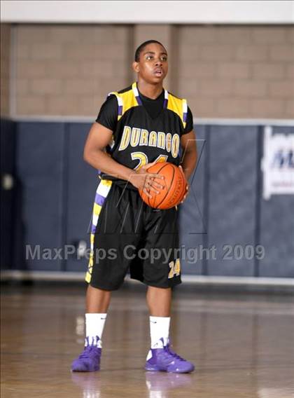 Thumbnail 2 in Twentynine Palms vs. Durango (MLK Hoops Shootout) photogallery.
