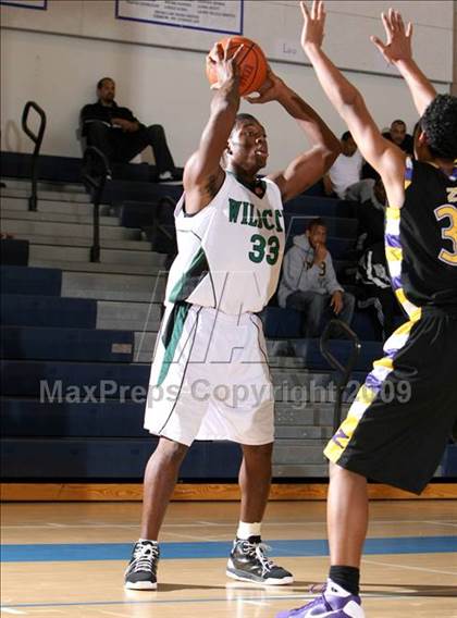 Thumbnail 3 in Twentynine Palms vs. Durango (MLK Hoops Shootout) photogallery.