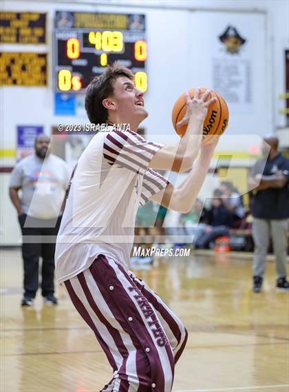 Thumbnail 2 in Pinecrest vs Lumberton (2023 Robeson County Shootout) photogallery.