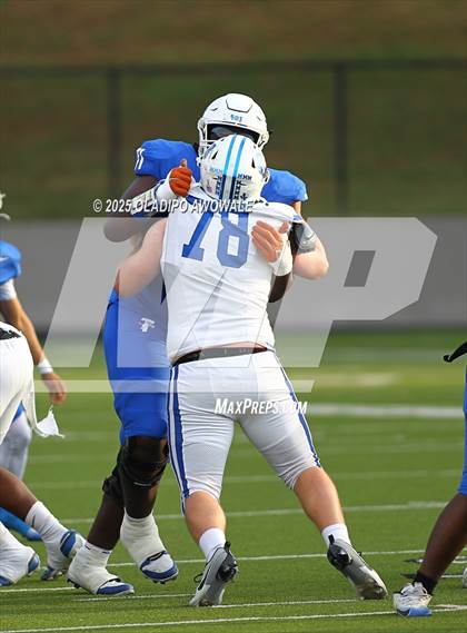 Thumbnail 1 in Midlothian @ Tyler photogallery.