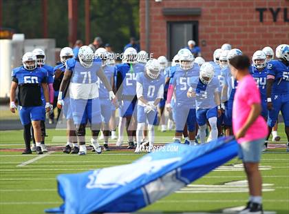 Thumbnail 2 in Midlothian @ Tyler photogallery.