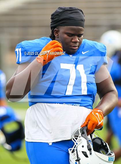 Thumbnail 3 in Midlothian @ Tyler photogallery.