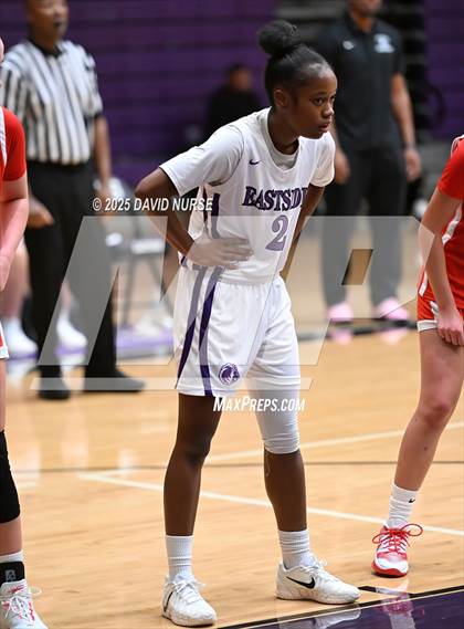 Thumbnail 3 in Eastside vs. Hart photogallery.