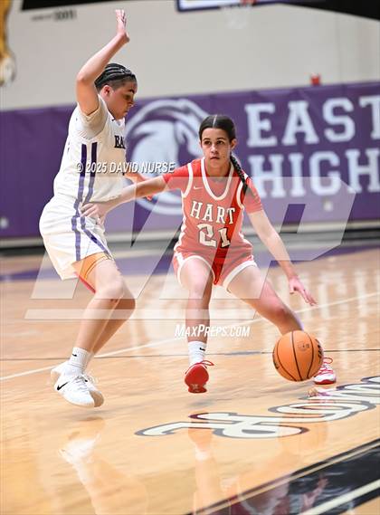 Thumbnail 2 in Eastside vs. Hart photogallery.