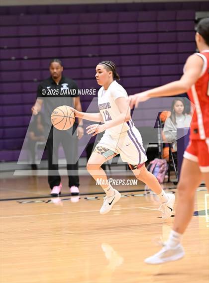 Thumbnail 3 in Eastside vs. Hart photogallery.