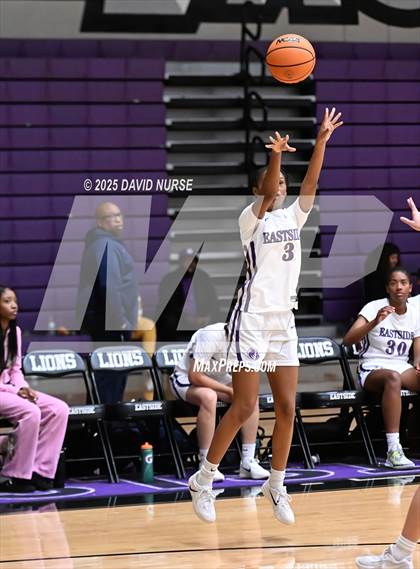 Thumbnail 1 in Eastside vs. Hart photogallery.