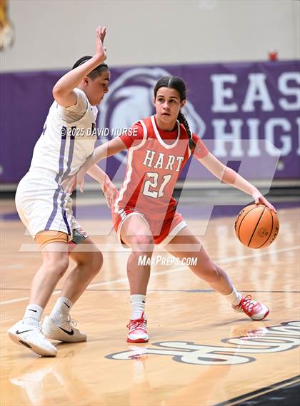 Thumbnail 3 in Eastside vs. Hart photogallery.