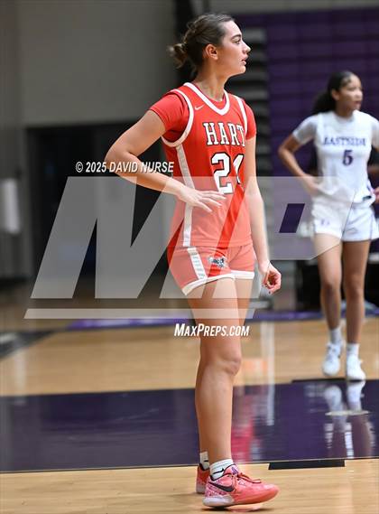 Thumbnail 3 in Eastside vs. Hart photogallery.