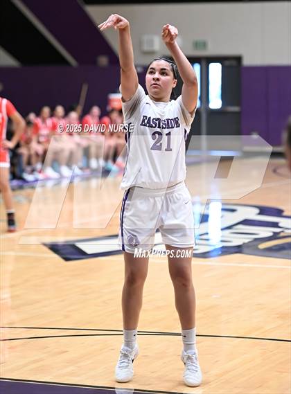 Thumbnail 2 in Eastside vs. Hart photogallery.