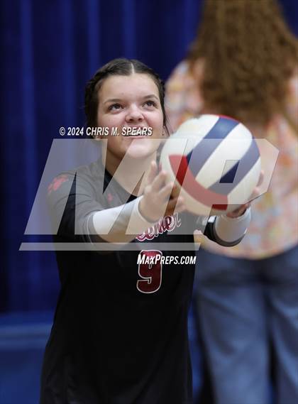 Thumbnail 2 in St. John Lutheran vs. Redeemer Christian photogallery.