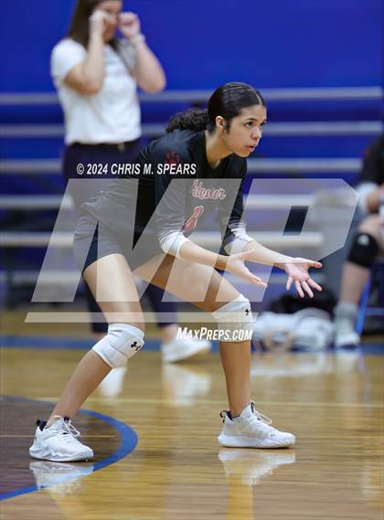 Thumbnail 2 in St. John Lutheran vs. Redeemer Christian photogallery.