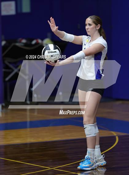 Thumbnail 2 in St. John Lutheran vs. Redeemer Christian photogallery.