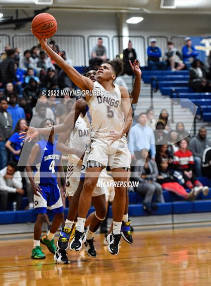Thumbnail 2 in Jefferson vs. Daingerfield (UIL 3A Region 2 Bi-District Playoff) photogallery.
