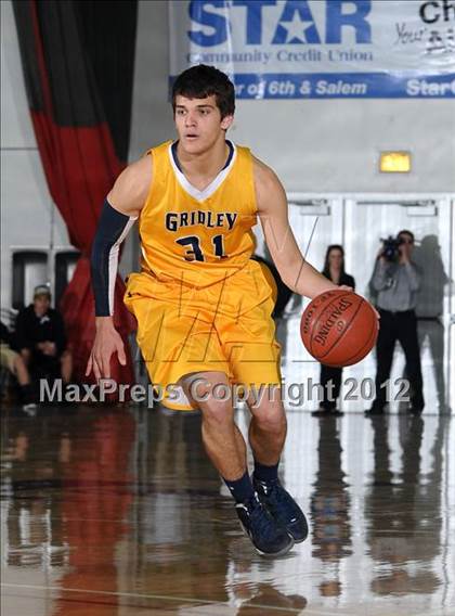 Thumbnail 1 in Gridley vs. Central Valley (CIF NS D4 Final) photogallery.