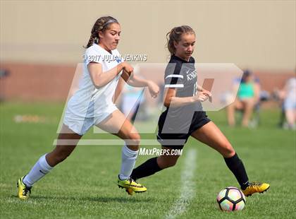 Thumbnail 3 in Bishop Kelly @ Timberline photogallery.