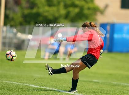 Thumbnail 1 in Bishop Kelly @ Timberline photogallery.