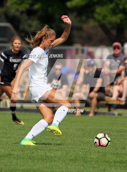 Thumbnail 2 in Bishop Kelly @ Timberline photogallery.