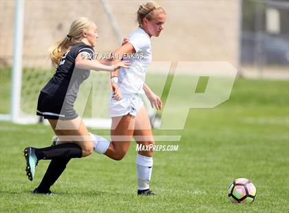 Thumbnail 3 in Bishop Kelly @ Timberline photogallery.