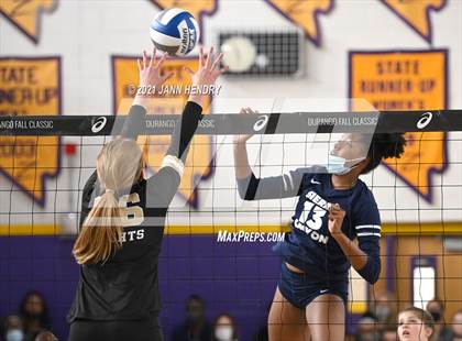 Thumbnail 3 in Sierra Canyon vs. Lone Peak (Durango Fall Classic) photogallery.