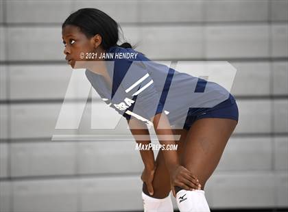 Thumbnail 1 in Sierra Canyon vs. Lone Peak (Durango Fall Classic) photogallery.
