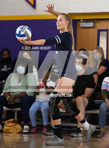 Thumbnail 3 in Sierra Canyon vs. Lone Peak (Durango Fall Classic) photogallery.