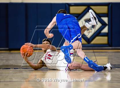Thumbnail 2 in Bracken County vs Conner (Lloyd Memorial Invitational Tournament) photogallery.