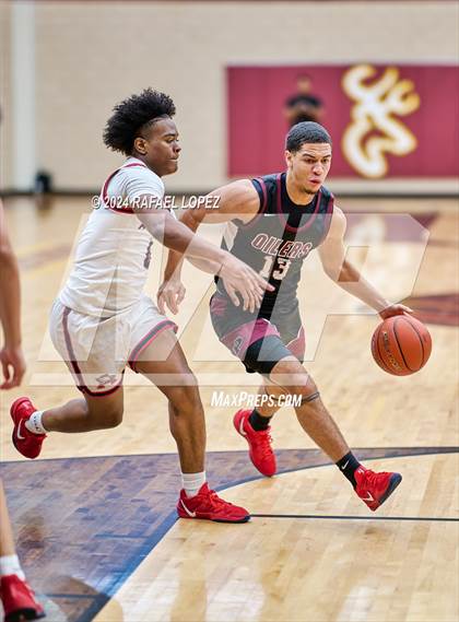 Thumbnail 2 in Atascocita vs. Pearland (McDonald's Texas Invitational) photogallery.