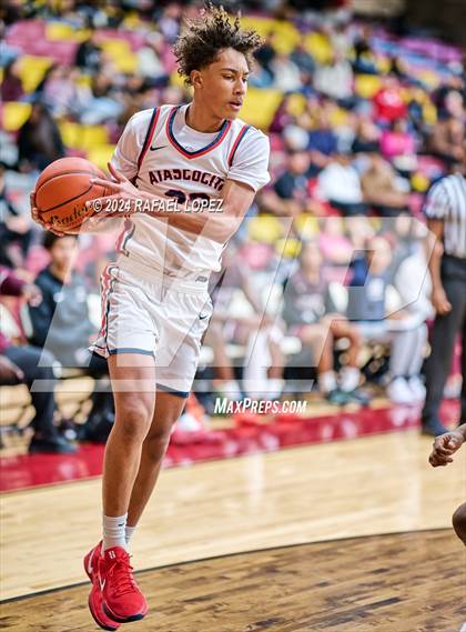 Thumbnail 3 in Atascocita vs. Pearland (McDonald's Texas Invitational) photogallery.
