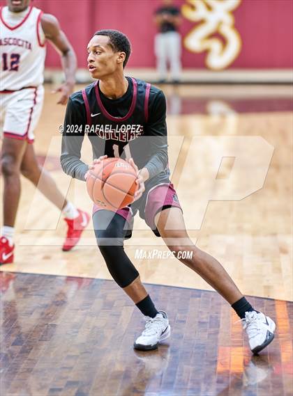 Thumbnail 3 in Atascocita vs. Pearland (McDonald's Texas Invitational) photogallery.
