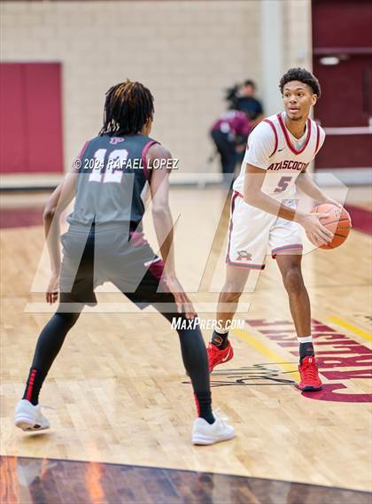 Thumbnail 1 in Atascocita vs. Pearland (McDonald's Texas Invitational) photogallery.