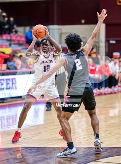 Thumbnail 2 in Atascocita vs. Pearland (McDonald's Texas Invitational) photogallery.