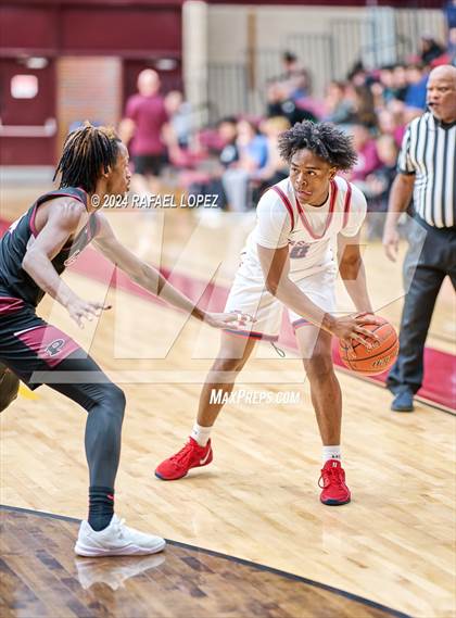 Thumbnail 1 in Atascocita vs. Pearland (McDonald's Texas Invitational) photogallery.