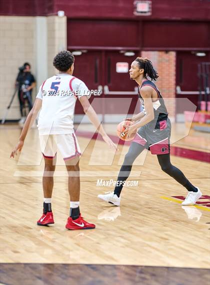 Thumbnail 1 in Atascocita vs. Pearland (McDonald's Texas Invitational) photogallery.