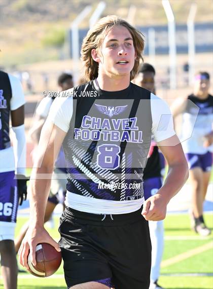 Thumbnail 2 in Greenway vs. Cesar Chavez (O'Connor 7 on 7 -  Saturday Night Lights) photogallery.