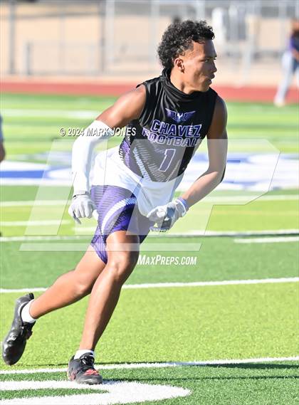 Thumbnail 3 in Greenway vs. Cesar Chavez (O'Connor 7 on 7 -  Saturday Night Lights) photogallery.