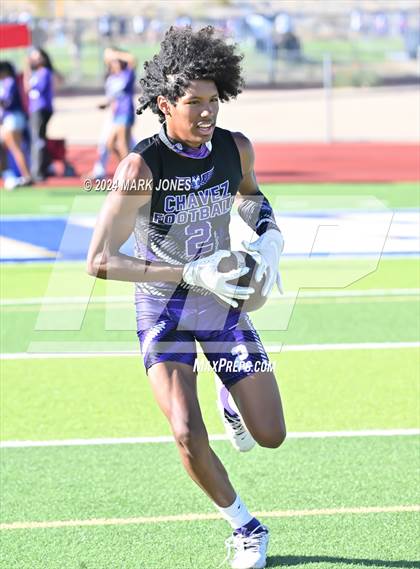 Thumbnail 2 in Greenway vs. Cesar Chavez (O'Connor 7 on 7 -  Saturday Night Lights) photogallery.