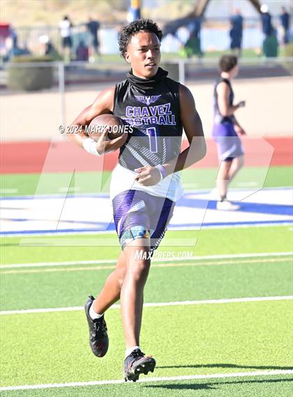Thumbnail 3 in Greenway vs. Cesar Chavez (O'Connor 7 on 7 -  Saturday Night Lights) photogallery.
